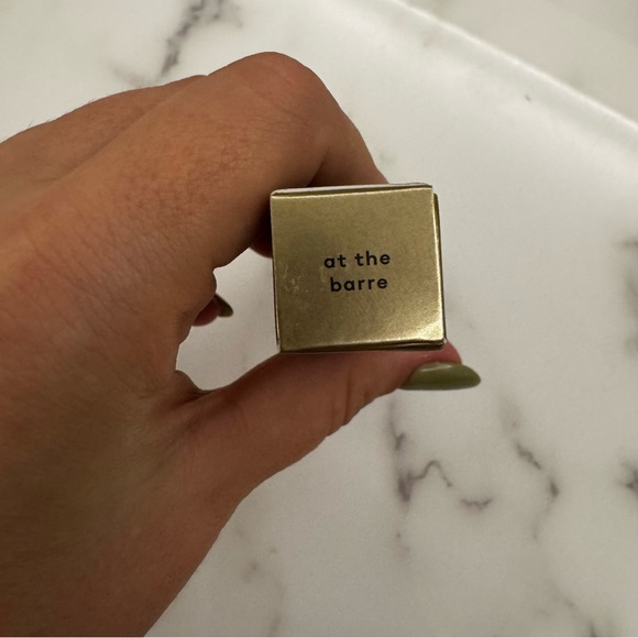 Code 8 set of 4: highlighter, eye shadow, mascara lip balm - Picture 12 of 13